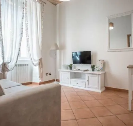 Trilussa Luxury * Rom